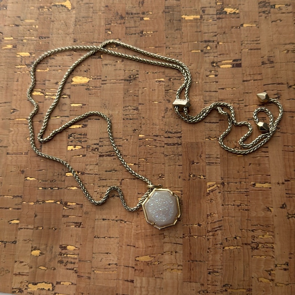 Kendra Scott Lizzie Necklace
